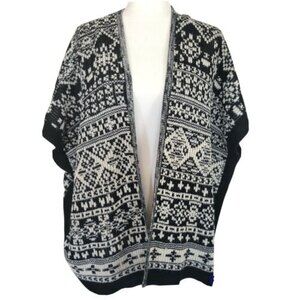 Skies are Blue Knit kimono Cardigan Small/Medium Black White Aztec SouthWestern